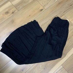 The Pyramid Collection Women's Pleated Flare Pants Medium M